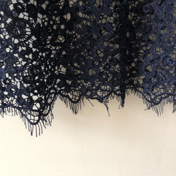 Monique Lhuillier Off The Shoulder Lace Midi Dress in Navy Blue Size 4 Lined - Picture 5 of 16